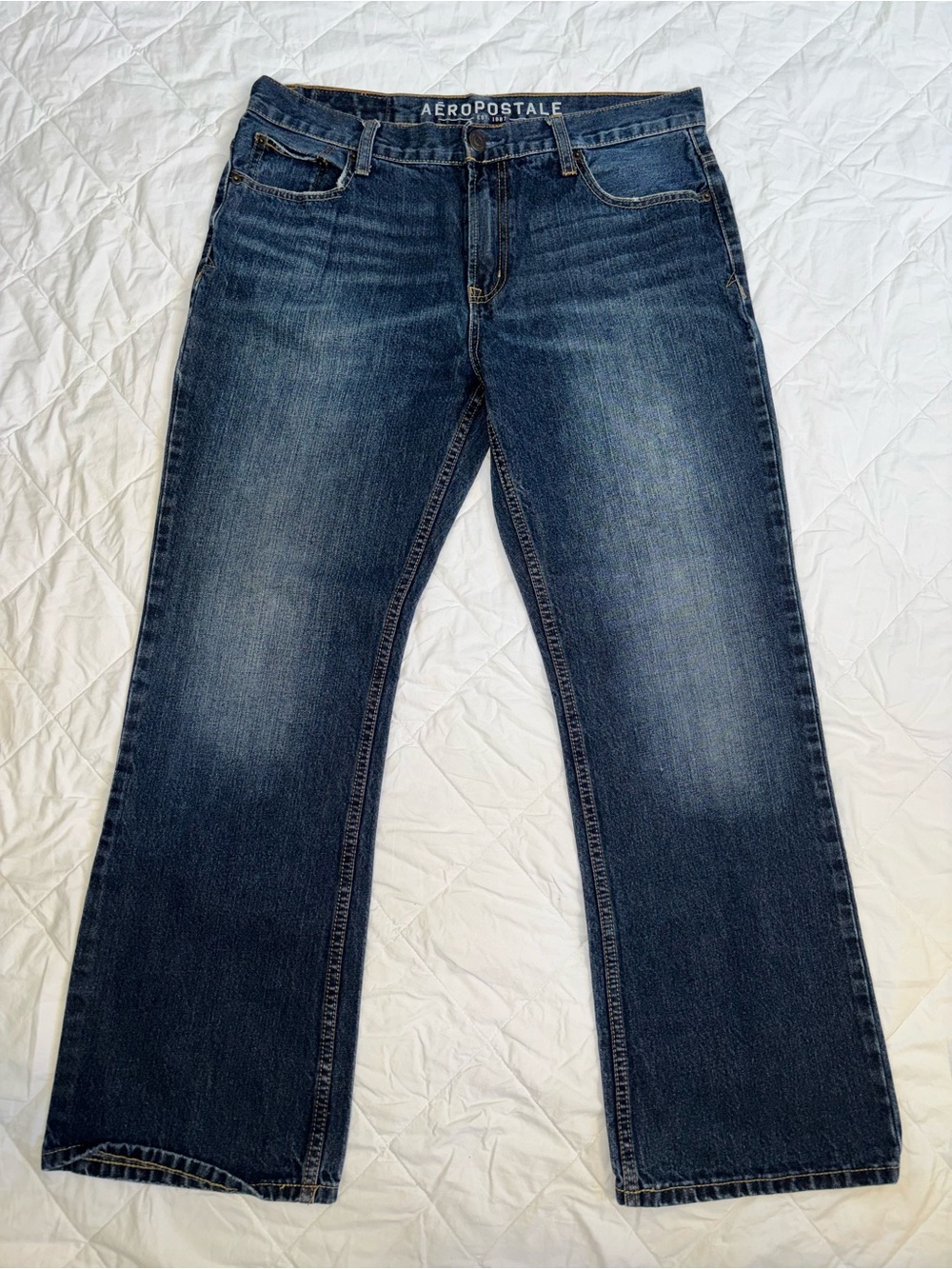 Aeropostale Men’s Classic Medium Blue Relaxed Jeans